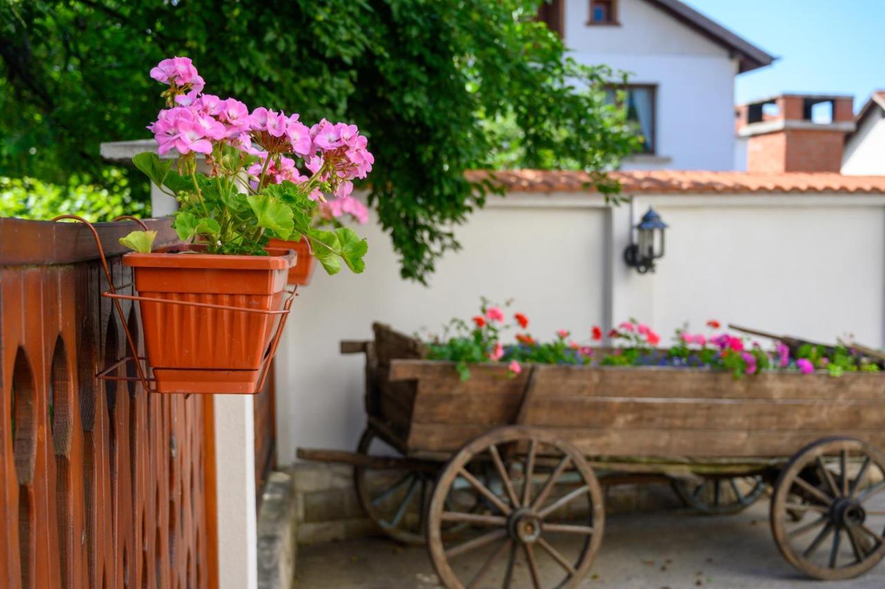 Guest House Legeto Samokov Exterior foto